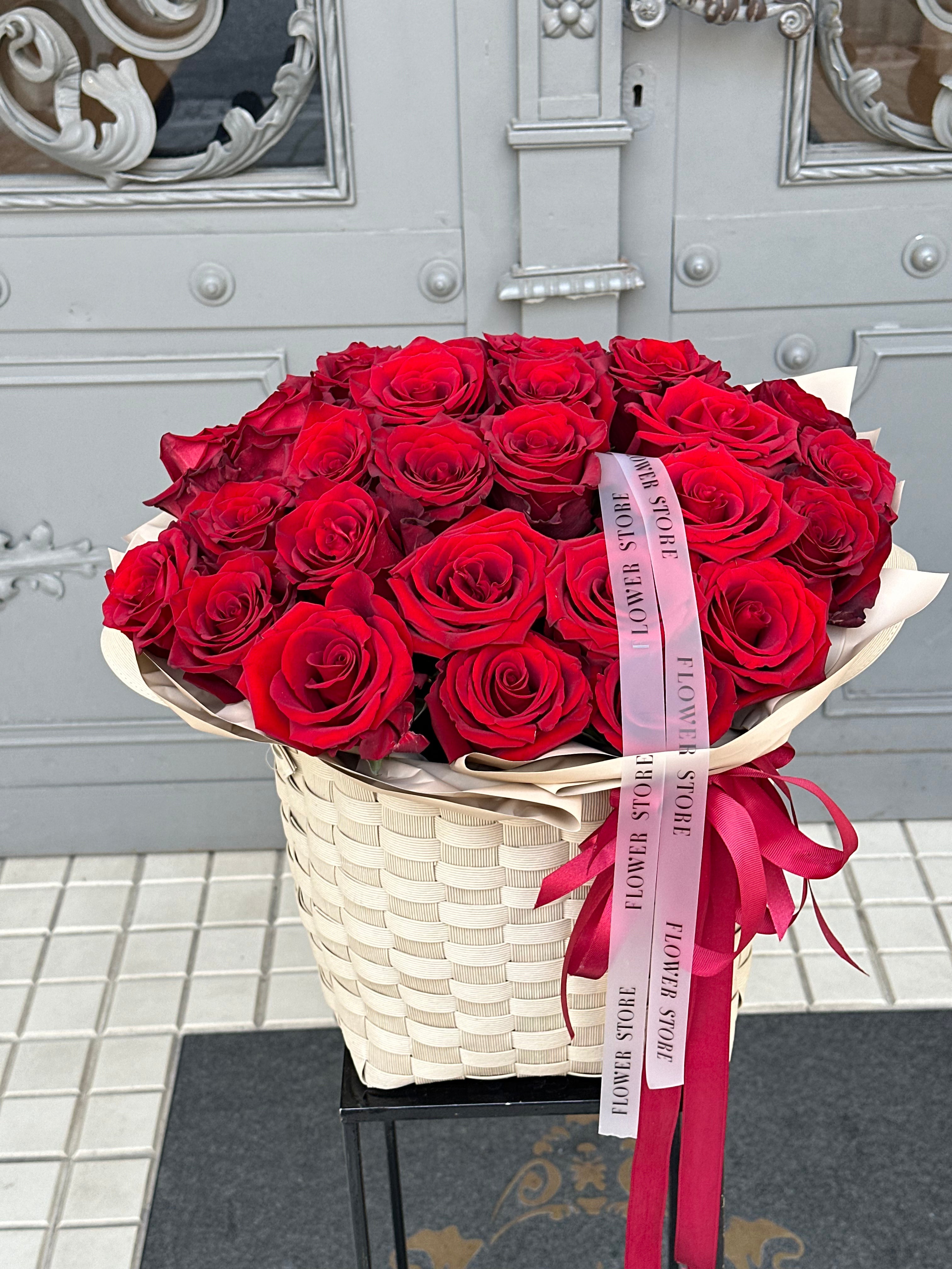 Kwiaty na Dzień Niepodległości – Flowerstore podpowiada