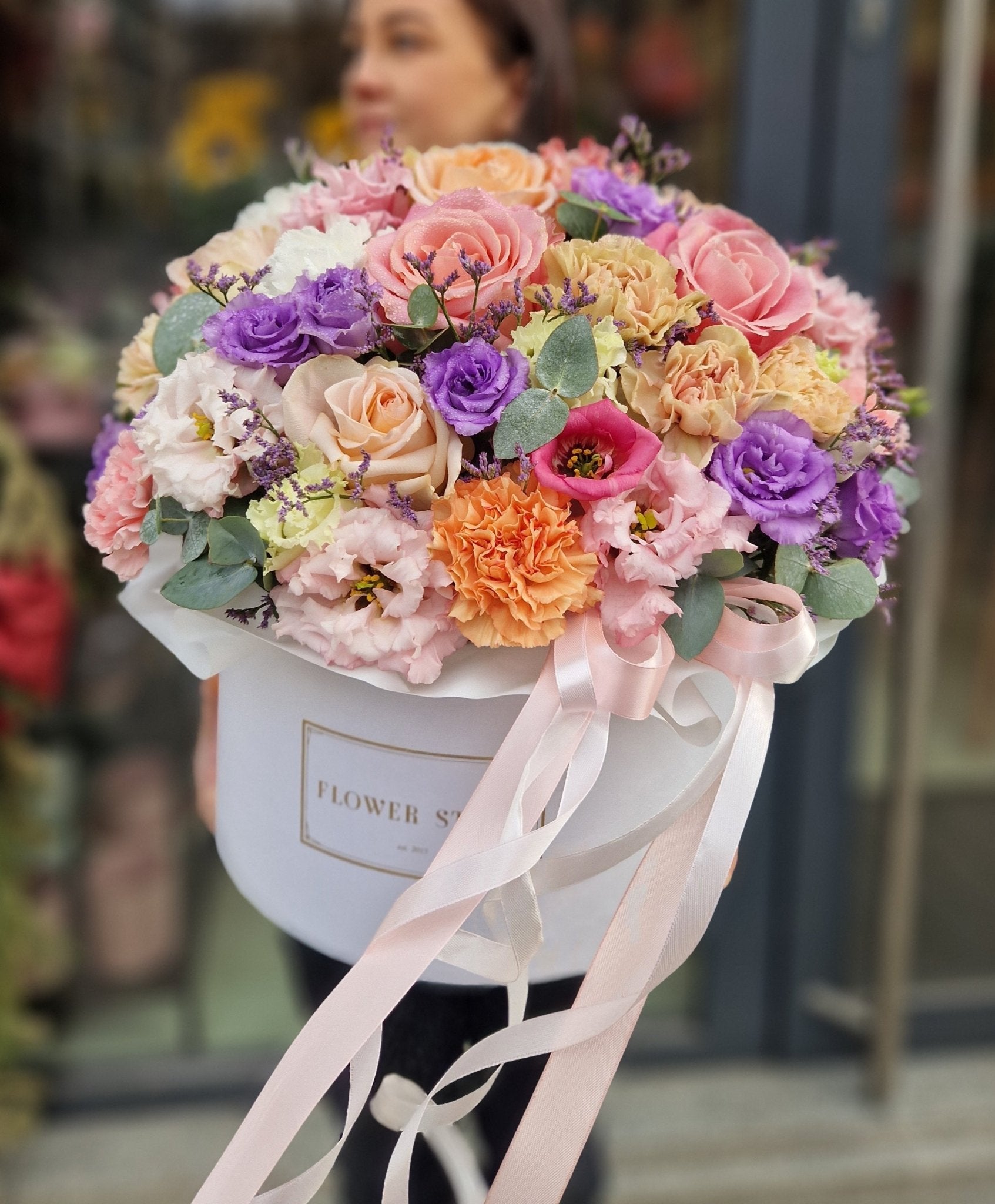 Dostawa kwiatów w Warszawie – jak wybrać najlepszą kwiaciarnię online? - Flower Store