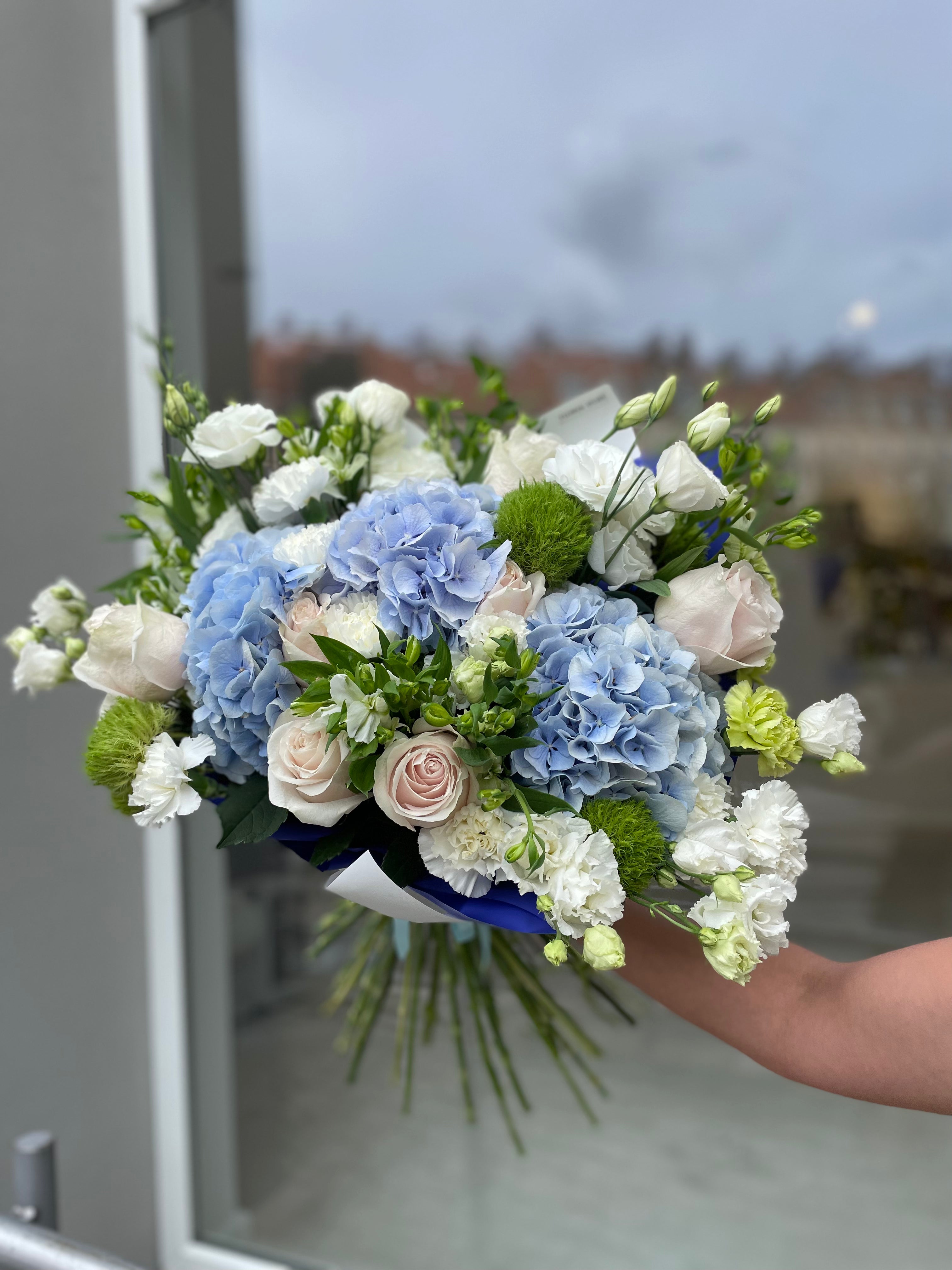 Bukiet Kwiatów Pachnący Świtem