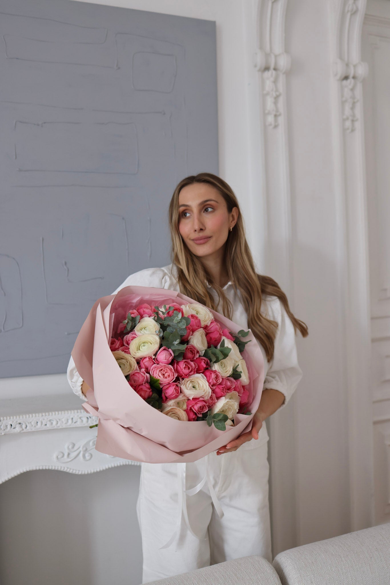 Bukiet Róż Gałązkowych i Jaskrów „Romantyczny Ogród” - kwiaty Flower Store Warszawa